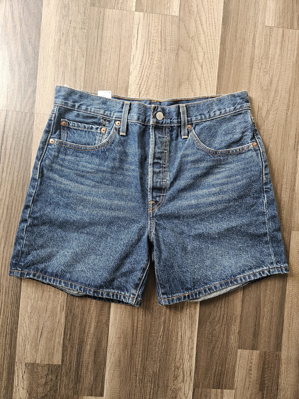 501 Levi's Women's Blue Denim High-Rise Jean Shorts